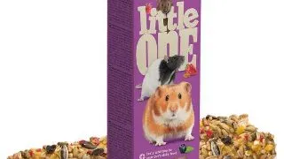 Gustare cu fructe de padure pentru rozatoare Little One, 2 x 60g