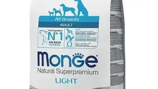 MONGE Light hrana uscata pentru caini, cu somon si orez 2,5 kg