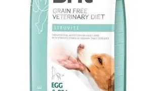 BRIT Veterinary Diets Dog Struvite Dieta veterinara pentru caini adulti cu probleme ale tractului urinar inferior 12 kg