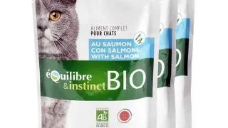 Hrana umeda pentru pisici Equilibre  Instinct, Bio, Somon si legume, 22 x 100g