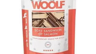 WOOLF Soft Sandwich Of Salmon 100g gustari moi pentru caini, cu somon