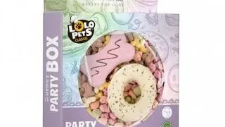 LOLO PETS Party box pentru caini de talie mica si mijlocie