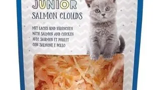 TRIXIE Junior Clouds delicatese pentru pisoi, cu somon, 40 g