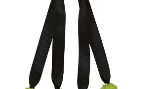 Trixie, jucarie minge cu picioare de curele din nylon caini, cauciuc natural, 3.8 x 24cm, multicolor
