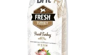BRIT Fresh Fit & Slim Adult S-XL, Curcan cu Mazare, hrana uscata continut redus cereale caini, managemetul greutatii, 2.5kg