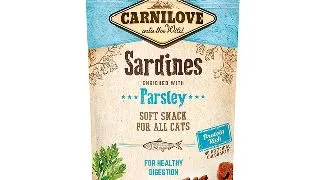 CARNILOVE Semi Moist Snack, Sardina cu Patrunjel, recompense functionale fara cereale pisici, sensibilitati digestive, 50g